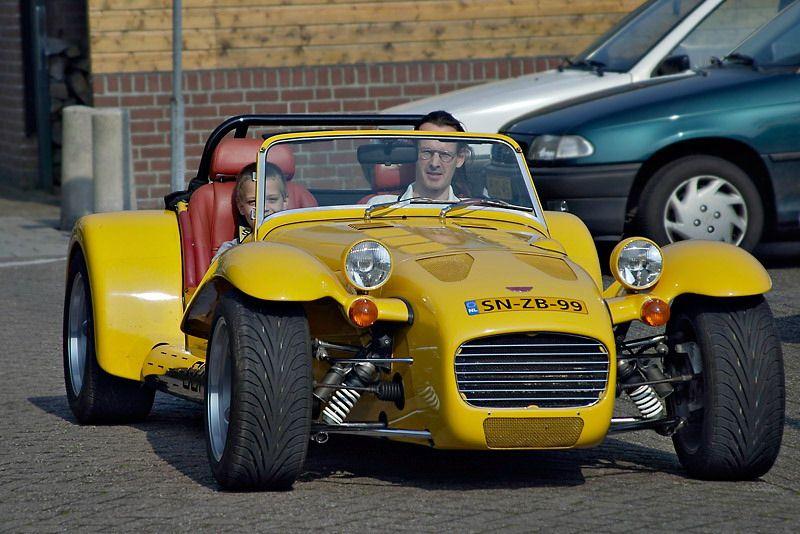 donkervoort.jpg - Compressed with JPEG Optimizer 4.00, www.xat.com